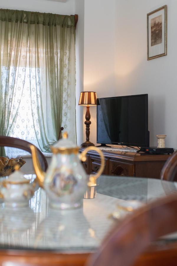 Apartments Villa Mira Kaštela Zewnętrze zdjęcie